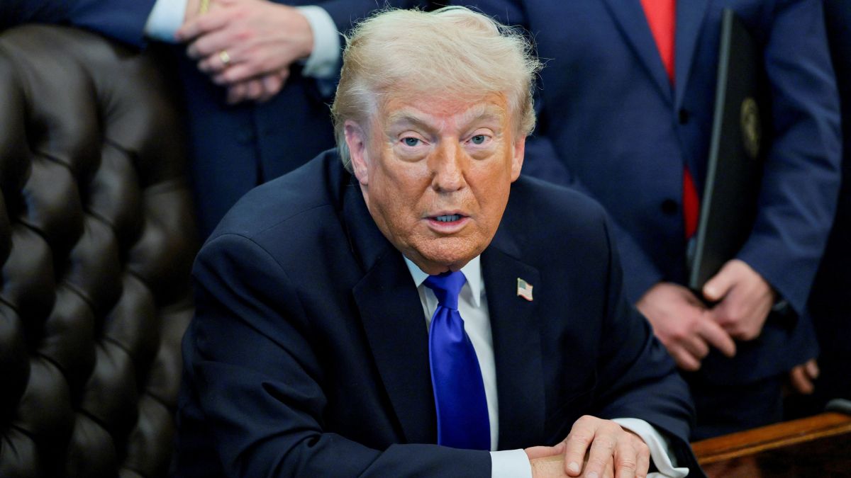 Trump's "Lunatics" Jab At Iran Over Nukes As US Clock To End War Stops