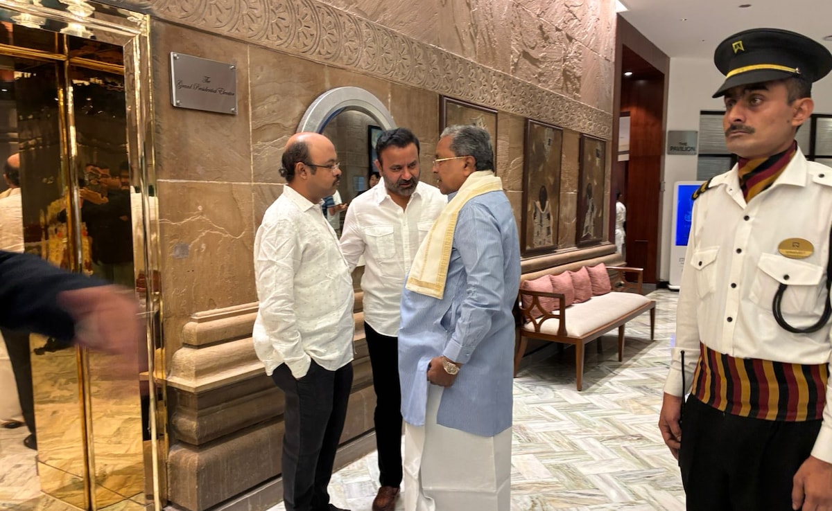 Karnataka Politics Live Updates: Siddaramaiah, Son In Delhi For "Courtesy Meet" With Rahul Gandhi