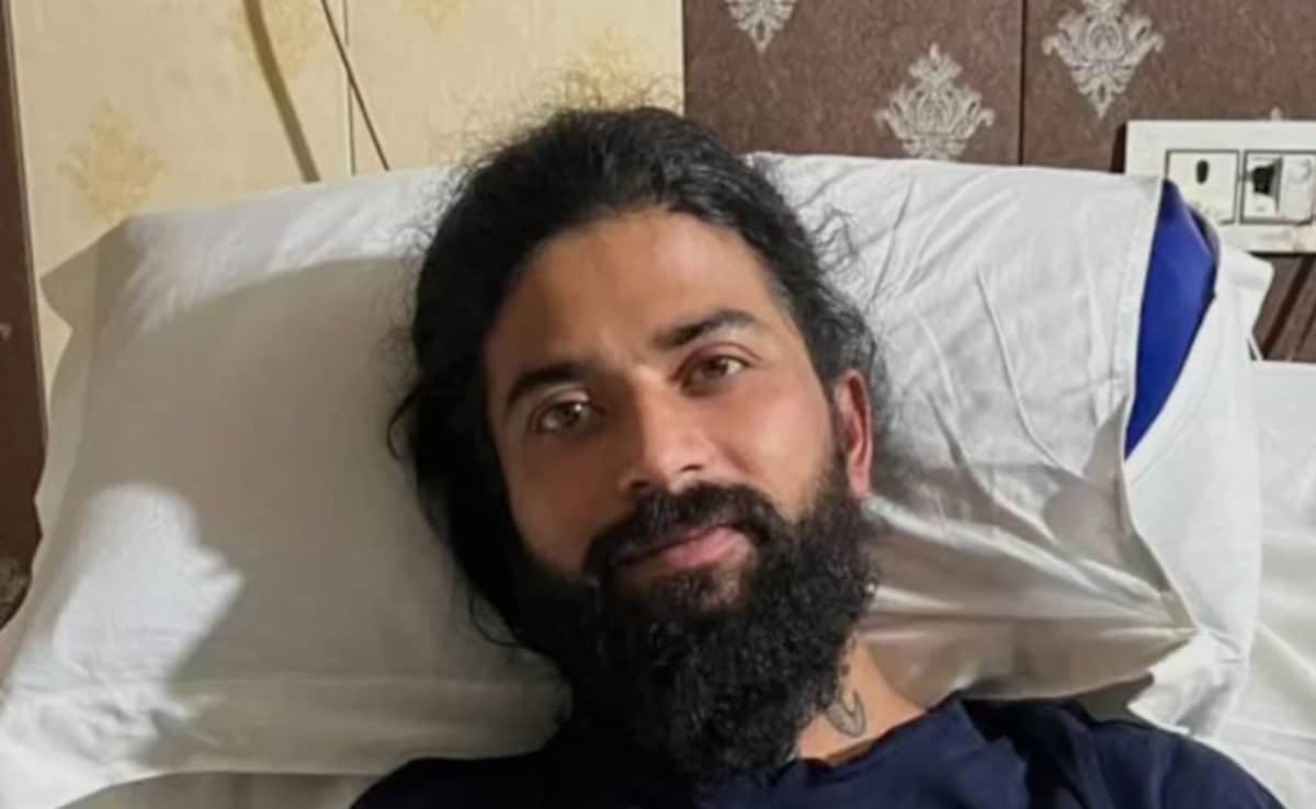 UK07 Rider की हालत हुई खस्ता, घर चलाने के लिए यूट्यूबर ने बेच डाली सारी मोटरसाइकिल, लेटेस्ट व्लॉग में दिखे मजबूर और परेशान — WellsTrack