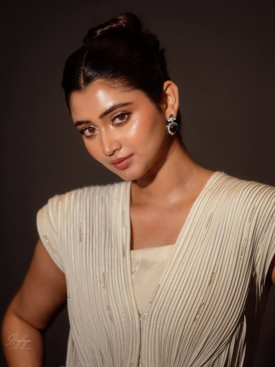 Ankita Mallick Serves Effortless Glam in Chic White Look