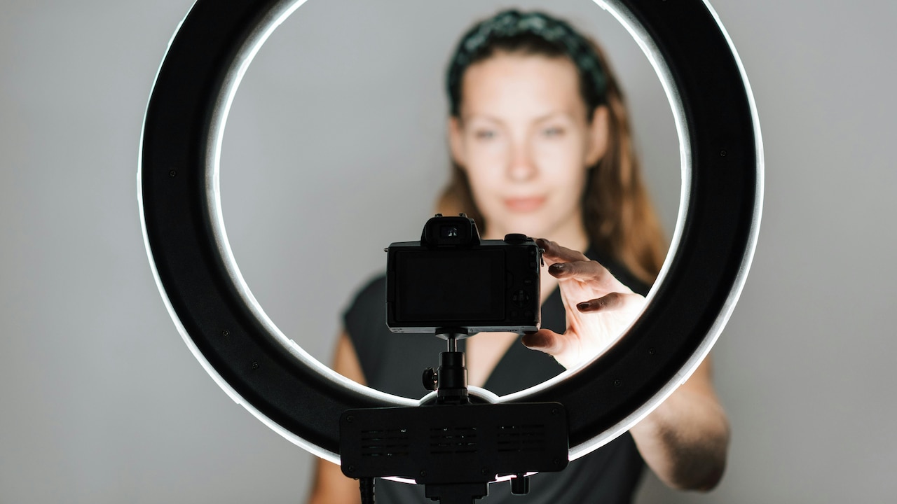 Top deals on ring lights for budding content creators