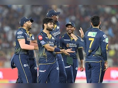 अरशद-होल्डर नहीं, बल्कि गुजरात की जीत का 'टर्निंग प्वाइंट' रहा हेजलवुड की ओवर में 24 रन ठोकने वाला स्टार