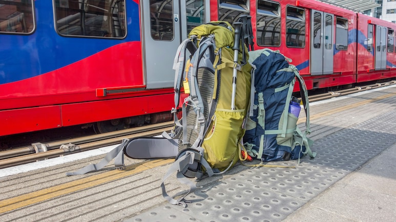 सस्ते में खरीदें Waterproof Trekking Backpack, ये सभी प्राइस के साथ क्वालिटी में भी हैं जबरदस्त, देखें डील्स