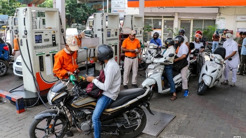 Petrol Diesel Prices Hiked By 90 Paise On May 19! Check New Rates In Mumbai, Delhi, Hyderabad, Kolkata, Chennai And More
