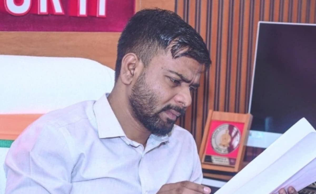 सेना की वर्दी उतारकर राजनीति में आए विधायक रामकुमार टोप्पो, अमित शाह की सुरक्षा में रहे, अब चर्चा में क्यों? 