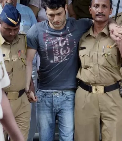 आर्मी कर्नल का बेटा बना एक्टर, फिल्मों आने के बाद नौकरानी के रेप केस में गया जेल, बर्बाद हुआ फिल्मी करियर