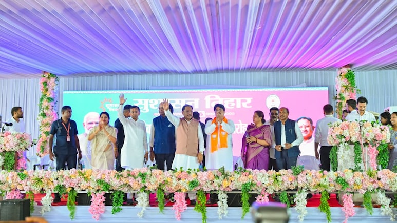 धमतरी को ₹465 करोड़ की सौगात: सीएम विष्णु देव साय के &nbsp;एक क्लिक से खुली विकास कार्यों की तिजोरी, क्या मिला?