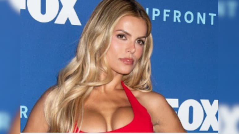 Brooks Nader Suffers Last-Minute Dress Malfunction At Fox Upfronts: &ldquo;I&rsquo;m Sewn In&rdquo;