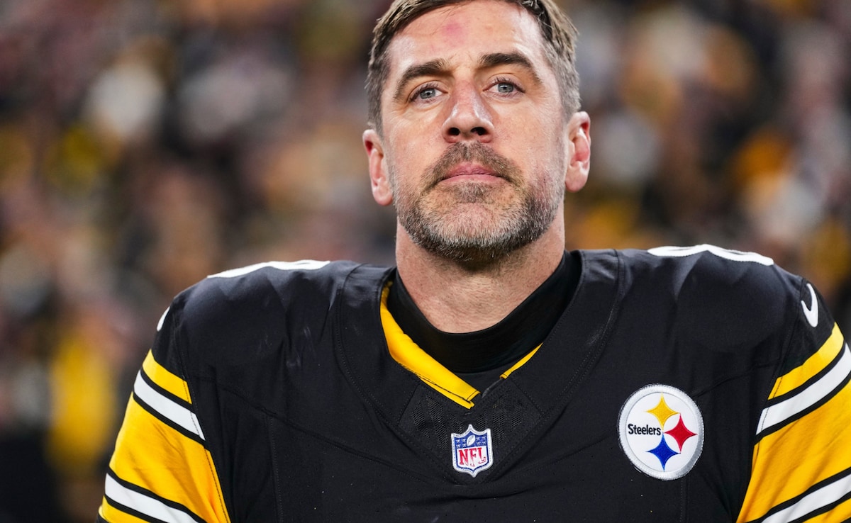 Aaron Rodgers’ Final NFL Season Could Force NFL Schedule Shake-Up If Pittsburgh Steelers Stay In Playoff Race