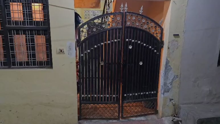 गुरुग्राम में दिल दहला देने वाली वारदात: पति ने पत्नी -4 बच्चों को दिया जहर, पांचों की मौत, खुद की काटी नस