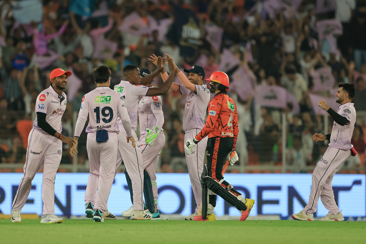 "Driving At 100 Kmph In Traffic": Ashwin Roasts Abhishek, SRH After Collapse