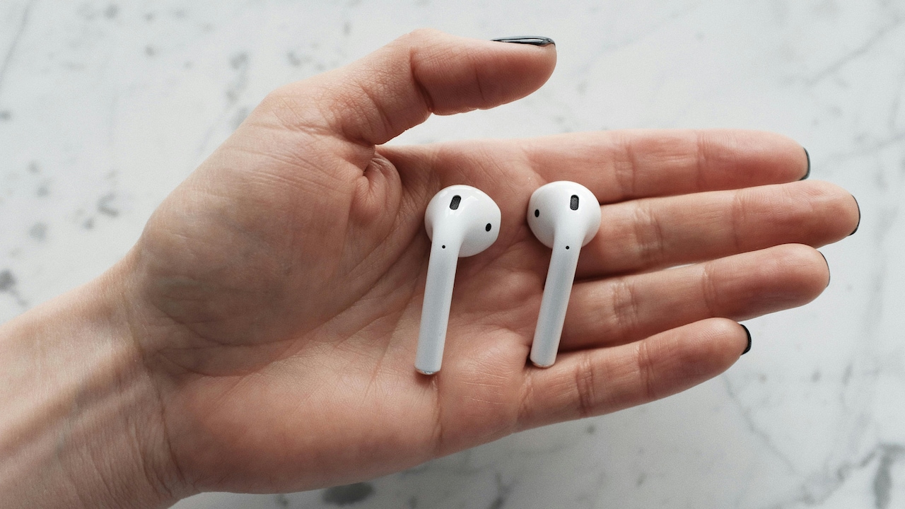 Benefits of transparency mode in earbuds