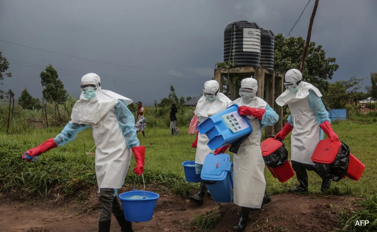 Canada To Impose 21-Day Isolation For Travellers From Ebola-Hit Region