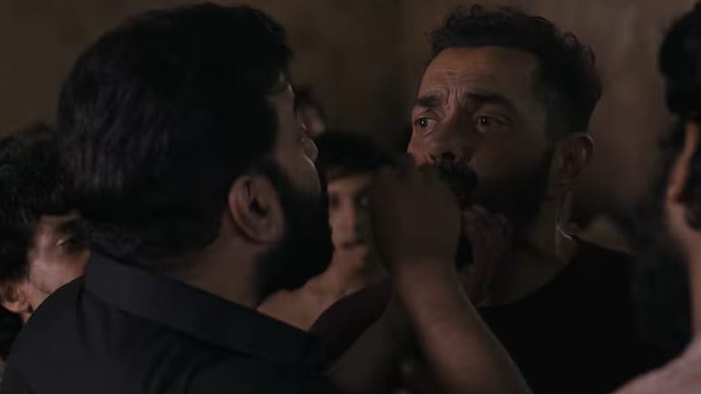 Bandar Trailer: बंदर बने बॉबी देओल पर आबरू लूटने का आरोप, झलक देख झन्ना जाएगा दिमाग