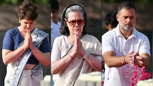Sonia, Rahul, Priyanka Gandhi Pay Tribute To Rajiv Gandhi On 35th Death Anniversary