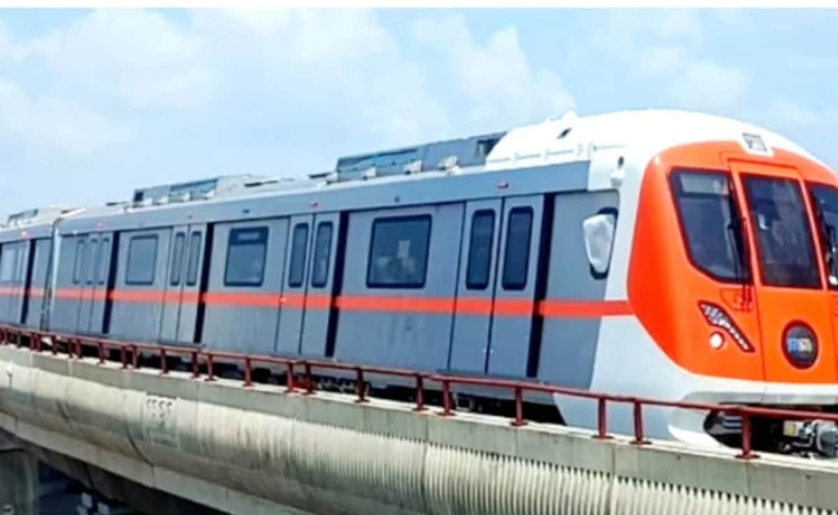 MP मेट्रो में यात्रियों का टोटा, कोच में कर सकेंगे बर्थ डे और किटी पार्टी, ‘प्री-वेडिंग शूट' की फीस 7000 रुपये