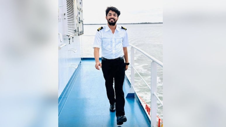 48 घंटे बीते, अमेरिका में लापता मिर्जापुर के मर्चेंट नेवी अफसर की कोई खबर नहीं, परिजनों का रो-रोकर बुरा हाल