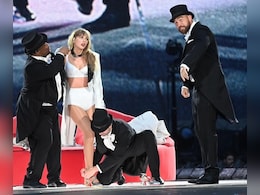 Who&rsquo;s Invited To Taylor Swift And Travis Kelce&rsquo;s Wedding?