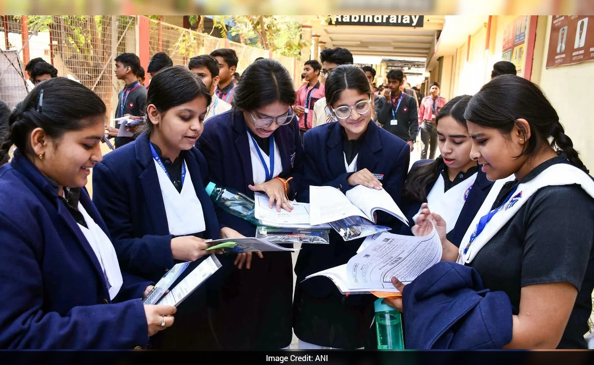 CBSE Class 12 Answer Book Portal Faces Technical Glitch, Services To Resume By 2 PM