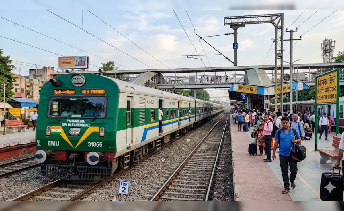 दिल्ली-फरीदाबाद रेल यात्रियों के लिए खुशखबरी! एमईएमयू (MEMU) ट्रेन सेवा को मिली मंजूरी, जानें टाइमिंग समेत जरूरी डिटेल्स