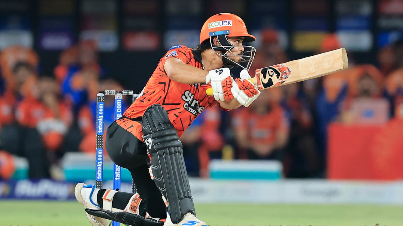 SRH vs RCB LIVE Score, IPL 2026: 6, 4, 4 - Ishan Kishan Unleashes Carnage vs RCB; Heinrich Klaasen Slams 50; SRH Eye 250