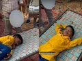 बैंड-बाजा भी फेल! स्कूल के नाम पर ऐसी 'कुंभकर्णी' नींद सोया बच्चा, वीडियो देख हंसी नहीं रोक पाएंगे आप