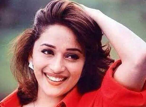 Madhuri Dixit niece 5 photos: माधुरी दीक्षित की भांजी की 5 फोटो, ग्रेजुएट हुई तो डॉ. नेने ने लुटाया प्यार, खूबसूरती देख फैंस कहेंगे- बॉलीवुड में होनी चाहिए एंट्री