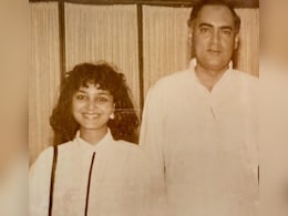 When Late PM Rajiv Gandhi Wrote A Letter To Alisha Chinai: 'Thank You For Letting Me Have Your Compact Disc Of Hindi Pop Songs'