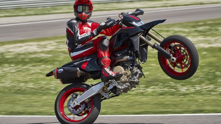 Ducati Hypermotard 698 Mono Nera Breaks Cover With Black Aesthetics