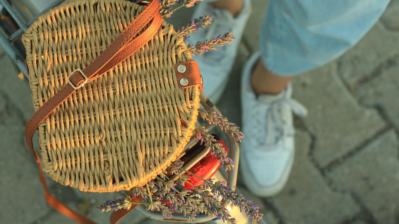 Why Bad Zipper Placement Can Ruin Even The Best Sling Bags