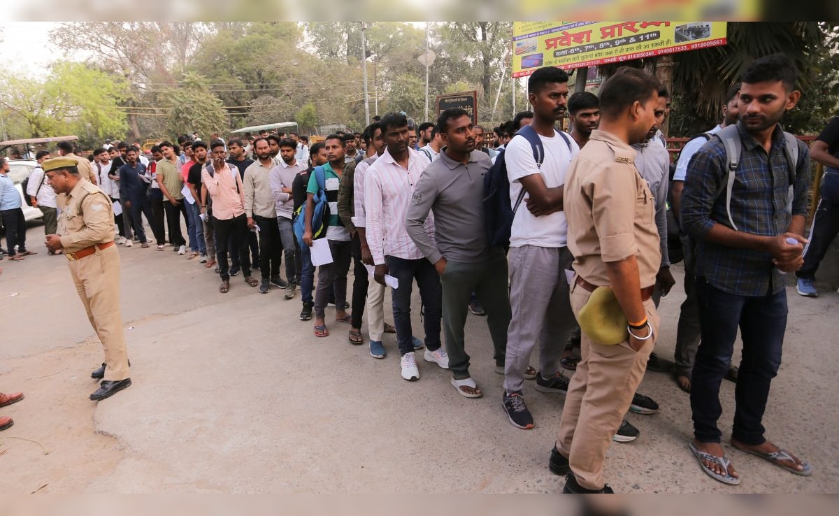 यूपी पुलिस दरोगा भर्ती परीक्षा का रिजल्ट जारी, 12 हजार से ज्यादा अभ्यर्थियों ने मारी बाजी