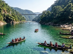 Why Visit Dawki, A Picturesque Town In Meghalaya, Where Boats Appear To Float In The Air