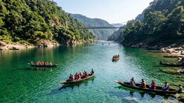 Why Visit Dawki, A Picturesque Town In Meghalaya, Where Boats Appear To Float In The Air