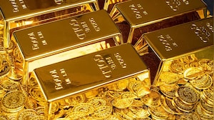 India Tightens Gold Inflows, Caps Duty-Free Imports At 100 Kg