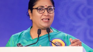 दिल्ली की मुख्यमंत्री रेखा गुप्ता ने देखी संजय दत्त की ये फिल्म, बोलीं- प्रेरणादायक