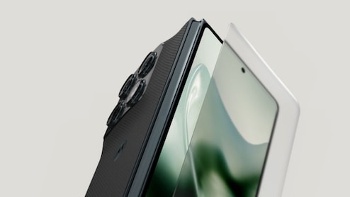Motorola's Debut Book-Style Foldable &mdash; Razr Fold &mdash; Launched In India; Full Specs, Features, Price In India