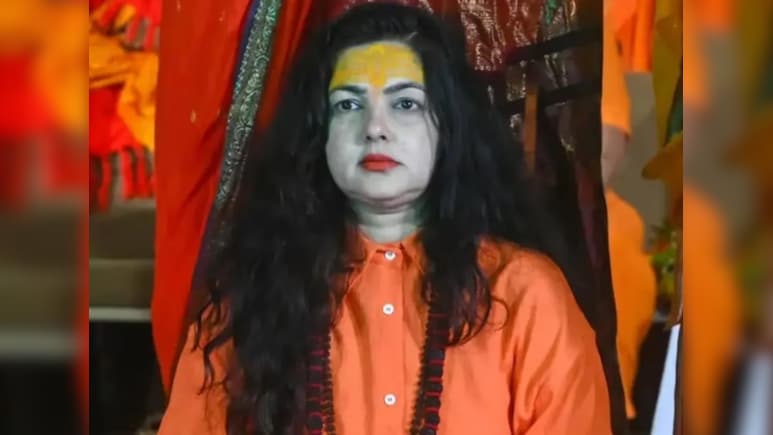 Exclusive: ट्विशा शर्मा डेथ केस से गुस्से में ममता कुलकर्णी, कहा- छोटे घर की लड़कियों को परेशानी...