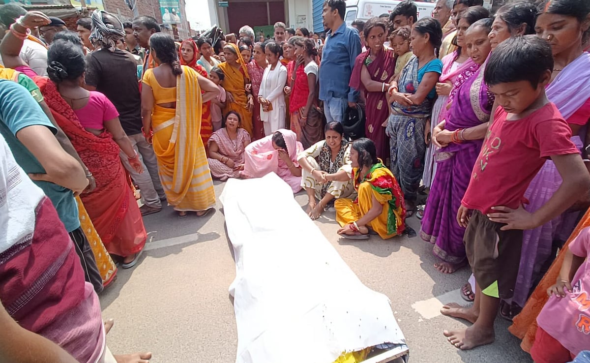 बिहार: आंख फोड़ी-कान में घुसाया पेचकश...14 वर्षीय छात्र की खदान में मिली लाश, दोस्तों के साथ निकला फिर नहीं लौटा