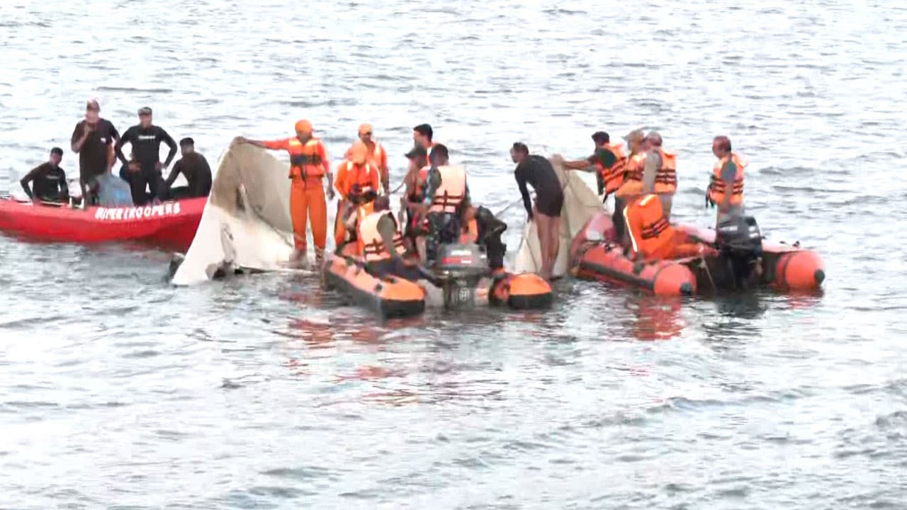 7 Dead, Many Missing As Cruise Boat With 29 On Board Sinks In Madhya Pradesh