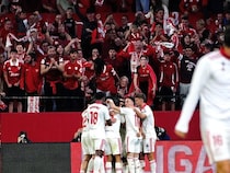 Alexis Sanchez Guides Sevilla Out Of La Liga Relegation Zone