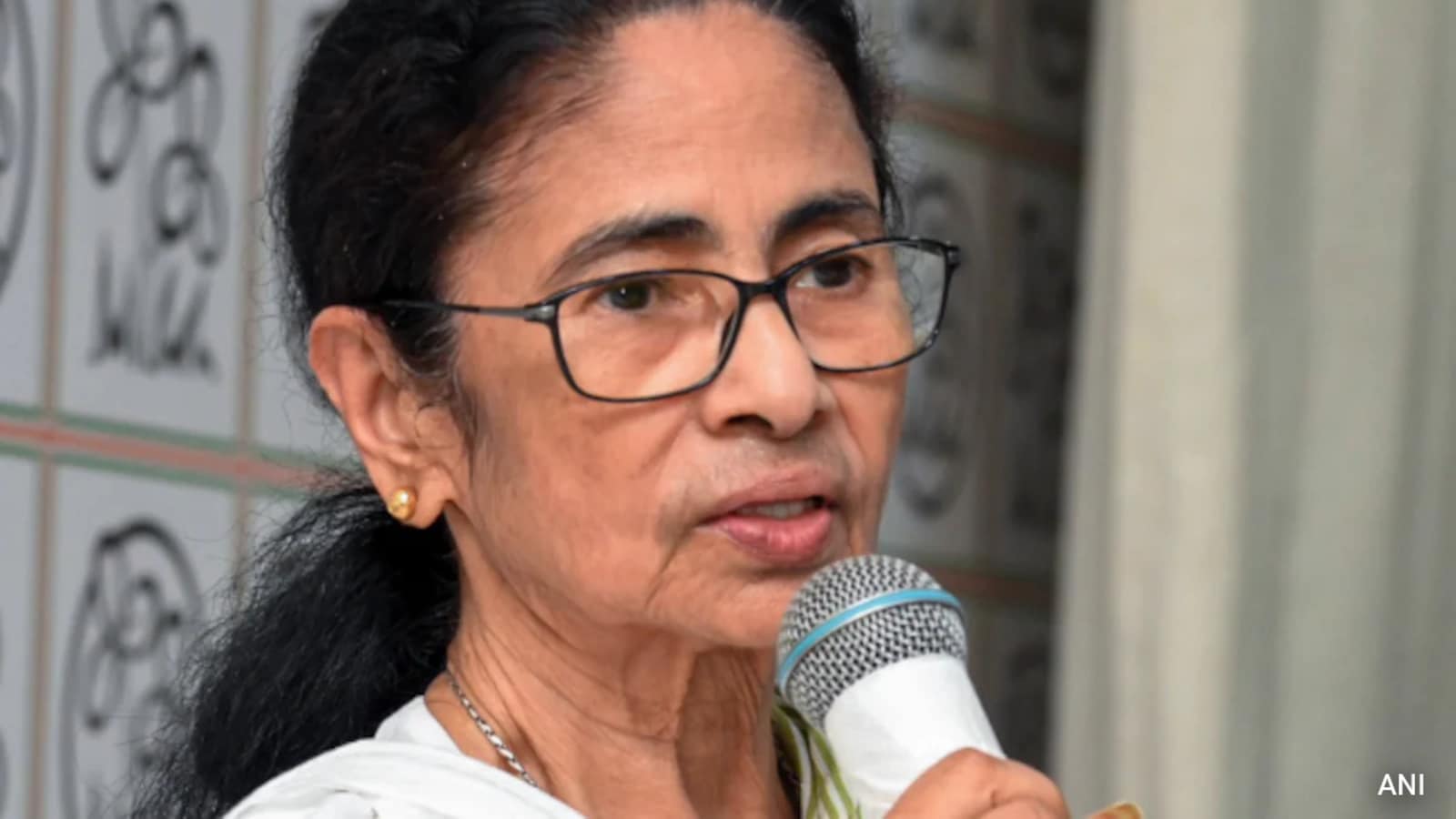 Case Filed Against Mamata Banerjee Over 2025 “Ganda Dharma” Remark