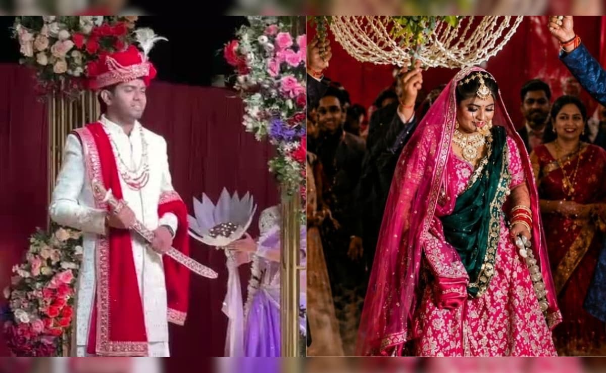 अनिल बसाक (सफेद कढ़ाईदार शेरवानी), दुल्हन अदिति( गुलाबी और हरे रंग के भारी लहंगे)