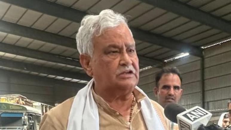 मूंगफली बीज की कपंनी पर मंत्री क&zwj;िरोड़ीलाल का छापा, फंगस और संक्रमित बीज बेचने की म&zwj;िली थी श&zwj;िकायत &nbsp;