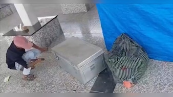 लखनऊ में खौफनाक वारदात, ट्रेन में मिली महिला की बिना सिर वाली लाश, कई टुकड़ों में था शव