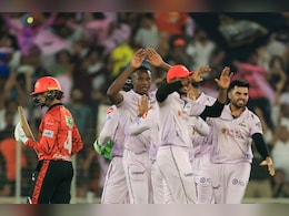 IPL 2026 Playoff Equation: गुजरात की जीत से RCB को नुकसान, पंजाब, चेन्नई को फायदा, जानें किसके प्लेऑफ में पहुंचने के कितने चांस
