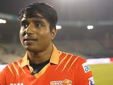T20 WC 2026: वृत्तपत्रात नोकरी शोधणारी अमरावतीची लेक आता खेळणार वर्ल्ड कप; भारती फुलमाळीची टीम इंडियात धडक