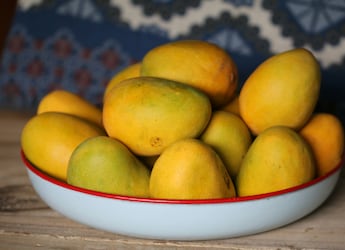 Do Mangoes Make You Gain Weight? Expert Busts Myth