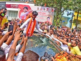 इधर जरांगे अनशन पर अड़े, उधर हाइवे पर चक्का जाम, आधी रात सरकार की बैठक