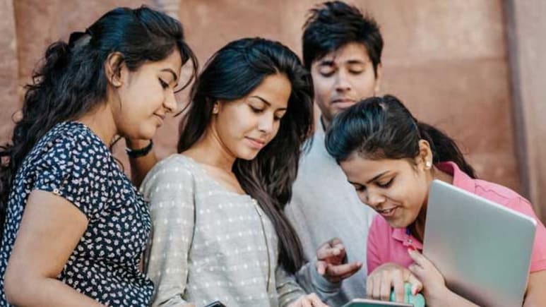 पढ़ाई के लिए सरकार दे रही लाखों की स्कॉलरशिप, जानिए किसे और कैसे मिलेगी मदद, ऐसे करें आवेदन