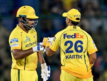 IPL 2026 : CSK चा दिल्ली कॅपिटल्सवर दमदार विजय, कुणाचं वाढलं टेन्शन? वाचा 'प्ले ऑफ' चं संपूर्ण समीकरण